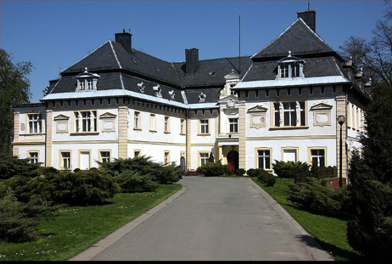 Schloss Arnsdorf
